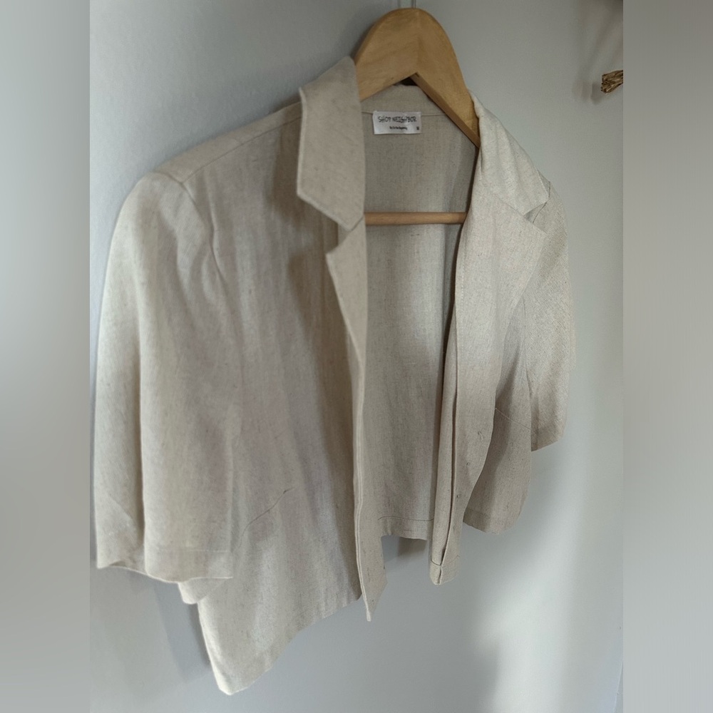Cropped button up